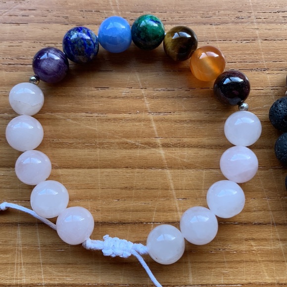 Set of two 7 chakra stone bracelets - Picture 3 of 7